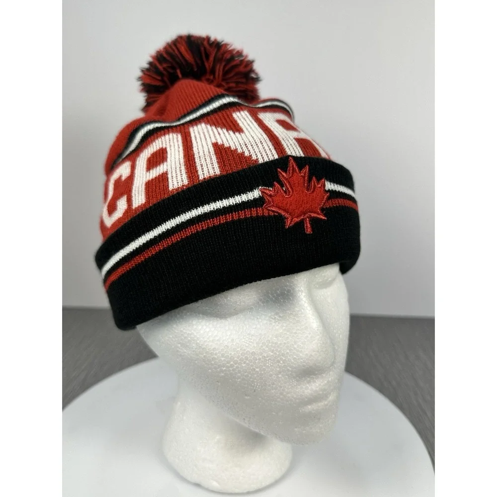 CANADA  OLYMPIC TEAM  TOQUE‎ Beanie Cuffed Knit Hat Pom Pom Toddler Ski Winter